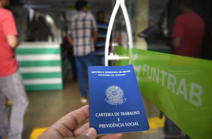 Funtrab começa semana de atendimentos com 5,2 mil vagas de emprego em MS