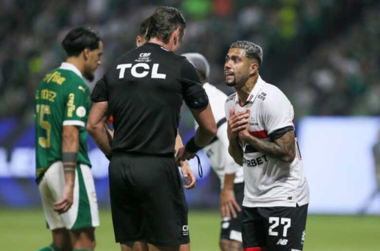 Palmeiras e São Paulo são multados em R$ 250 mil após confusão em clássico 