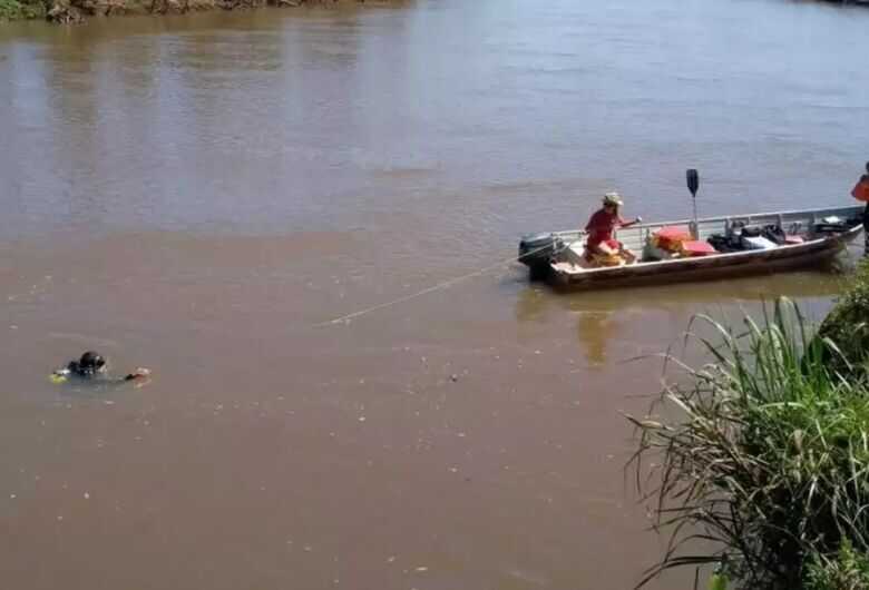 Criança se afoga em rio, mulher tenta salvá-lo e os dois morrem em MS