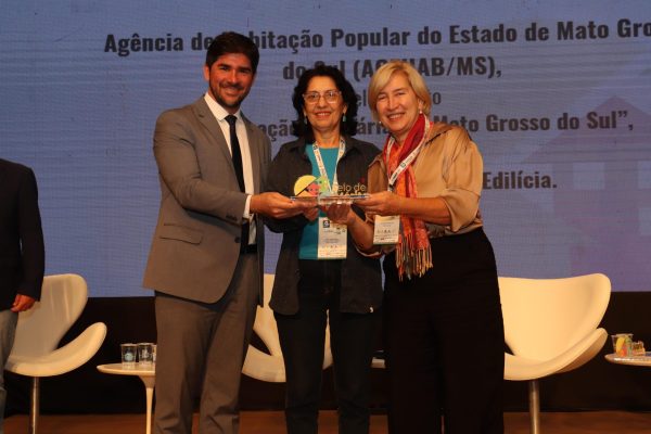 Agehab ganha prêmio em Fórum Nacional de Habitação