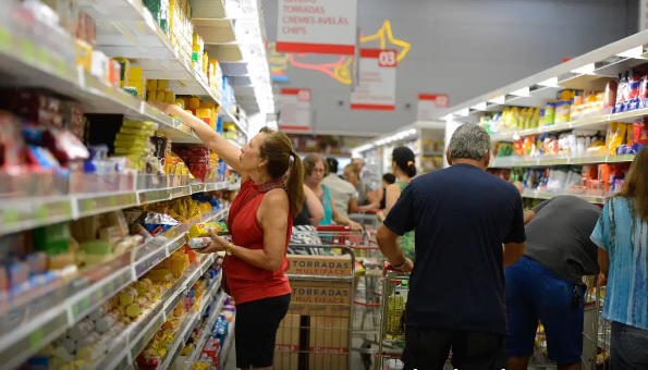 Procon divulga pesquisa do preço da cesta básica em Dourados