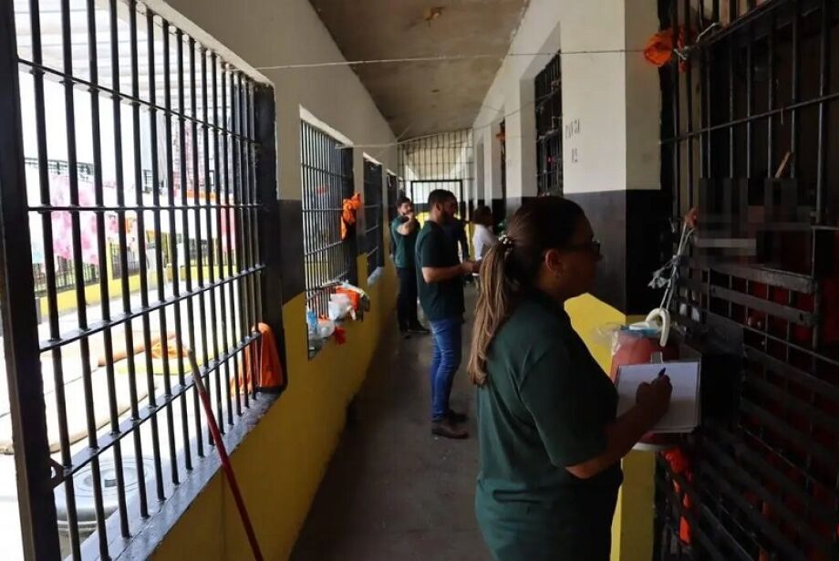 Inspeção revela falta de água, ventilação e superlotação em presídio