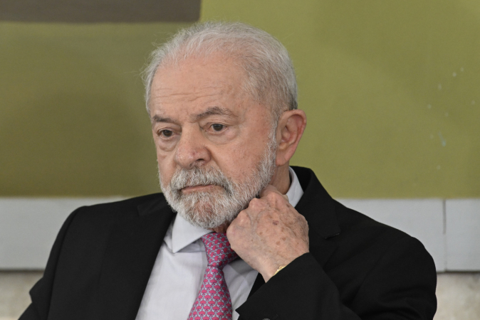 Discussão sobre impeachment de Lula ressurge ante a situação catastrófica do país