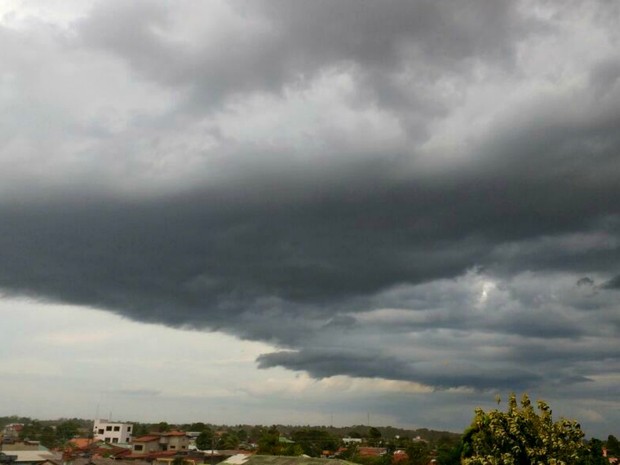 Previsão aponta para calor e tempestades em MS nesta segunda-feira (20)