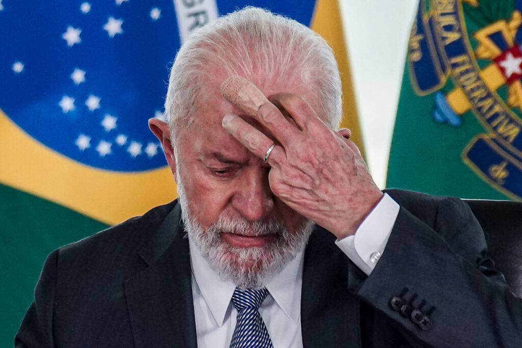 Governo Lula: Desaprovação cresce em BA e PE e passa 60% em 6 estados