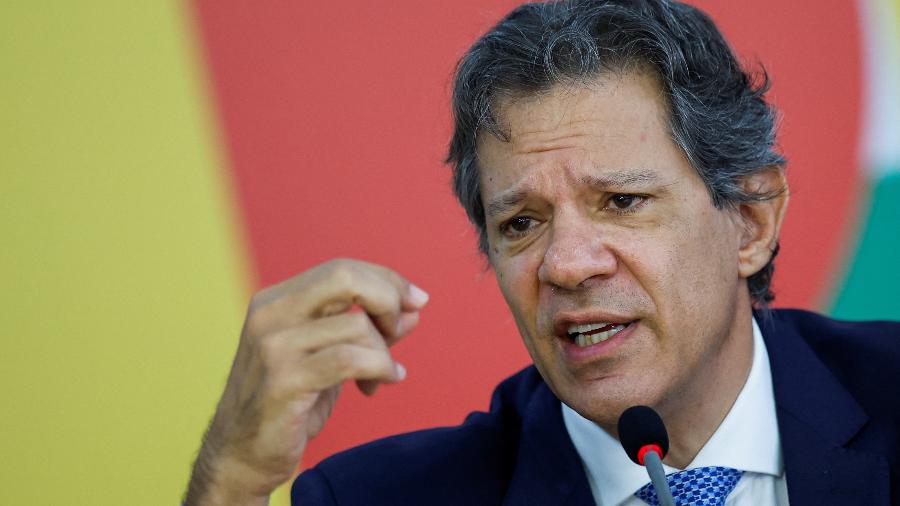 Equivalente a um 14º salário será a isenção do IR, diz Haddad