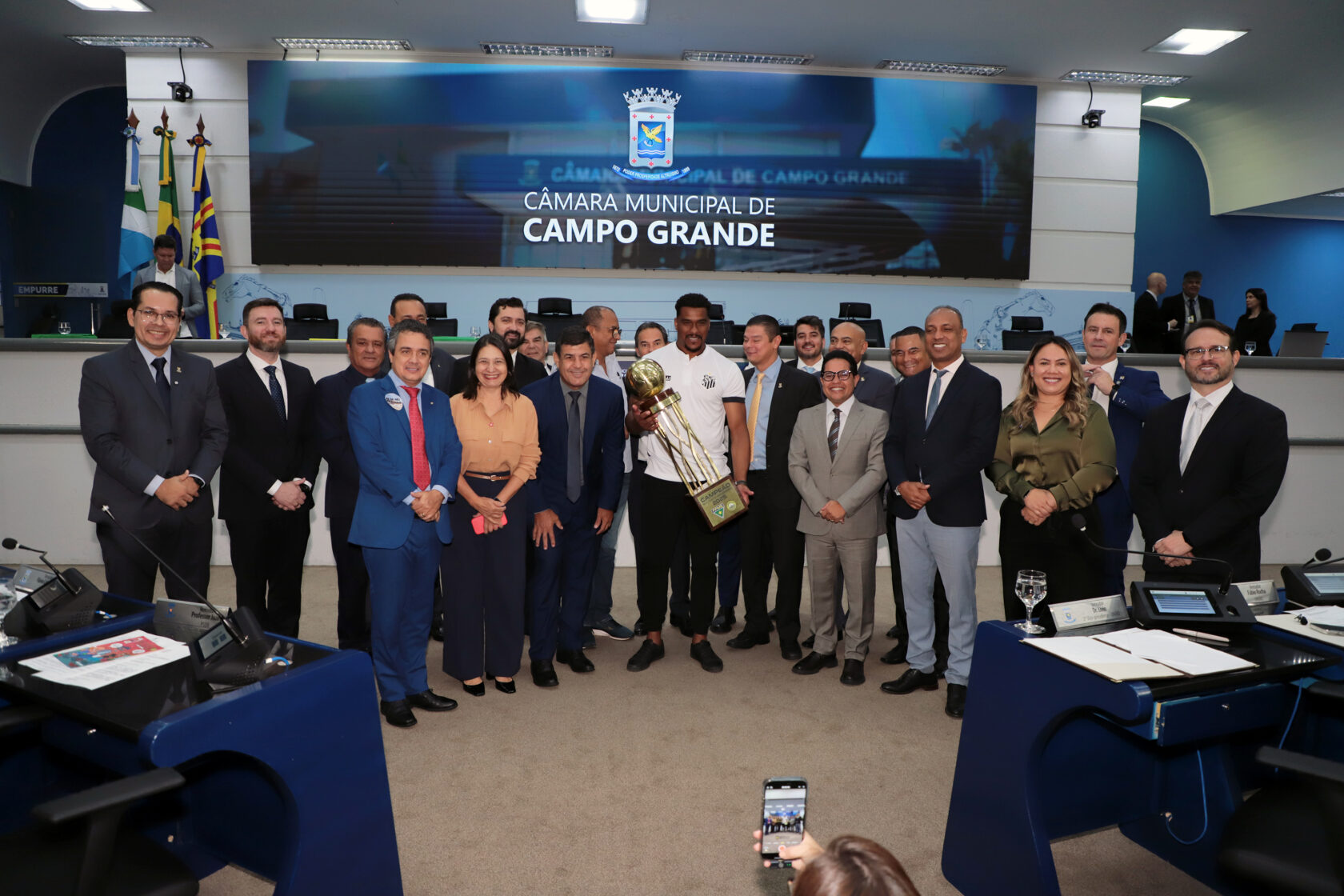 Vereadores parabenizam elenco do Operário FC pela conquista do 14º título do Campeonato Sul-Mato-Grossense