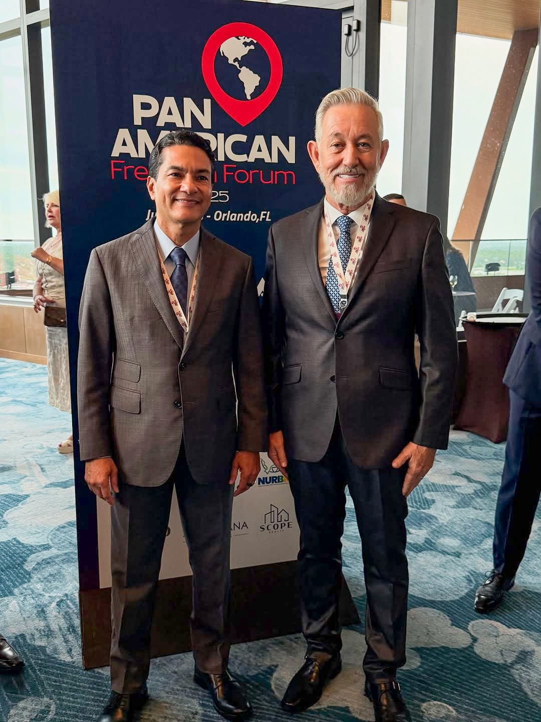 Antonio Vaz participa de fórum internacional de destaque na Flórida, EUA