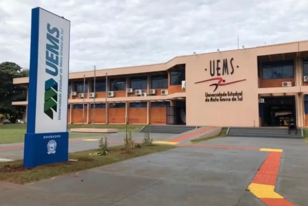 UEMS abre concurso público para professores com salários de até R$ 11 mil 