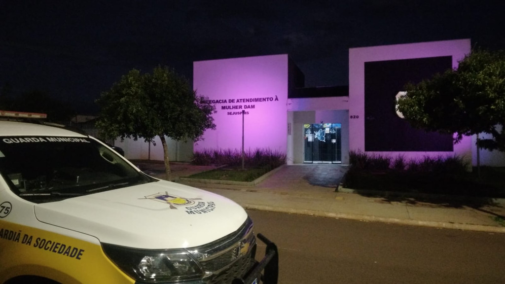 Suspeitos de aliciar adolescentes de 13 anos são presos em Dourados 