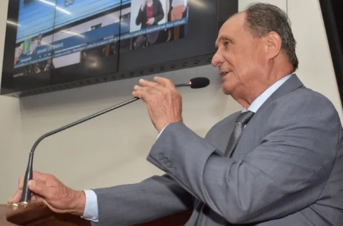 Deputado Zé Teixeira reivindica melhorias na infraestrutura de Dourados