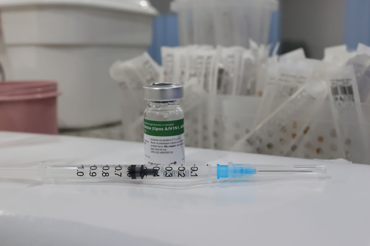 Mais de 1.400 atendimentos na UPA reforçam a importância da vacinação contra gripe