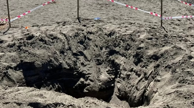 Adolescente morre soterrado ao tentar cavar buraco em praia 