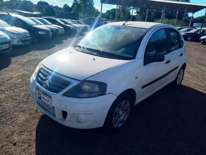 Detran tem Citroën C3 por R$ 6,2 mil e moto Yamaha 2024 por R$ 5 mil 