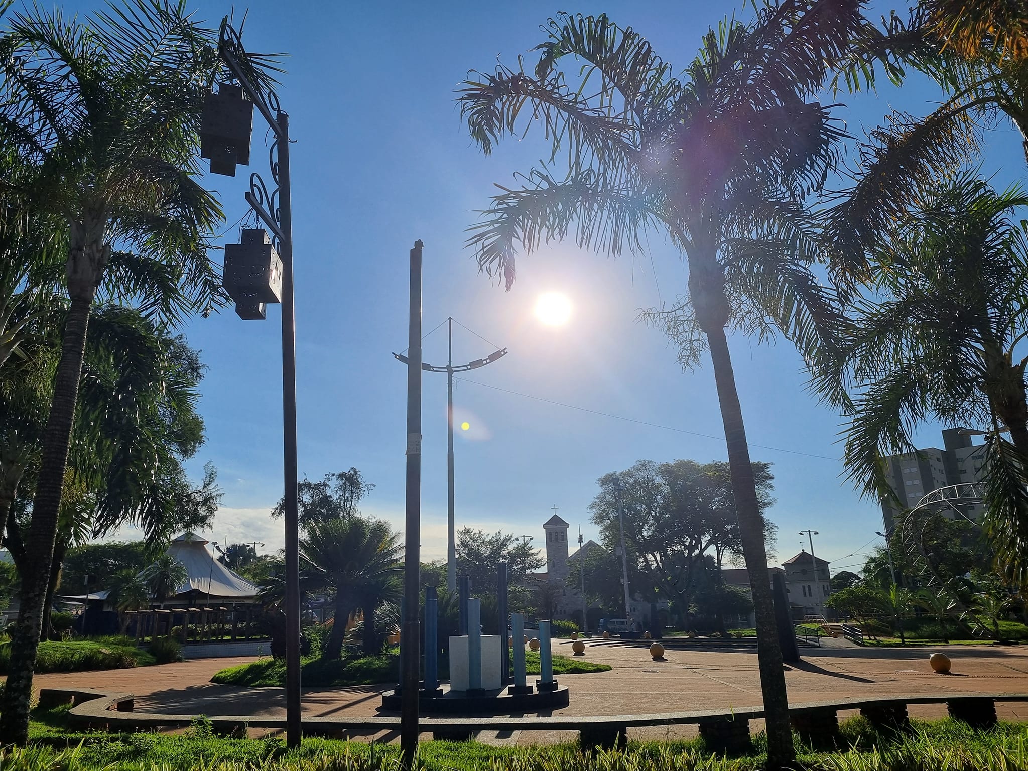 Sexta-feira será de calor de 32°C e baixa umidade do ar em MS