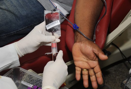 STF confirma direito de recusar transfusão de sangue por religião