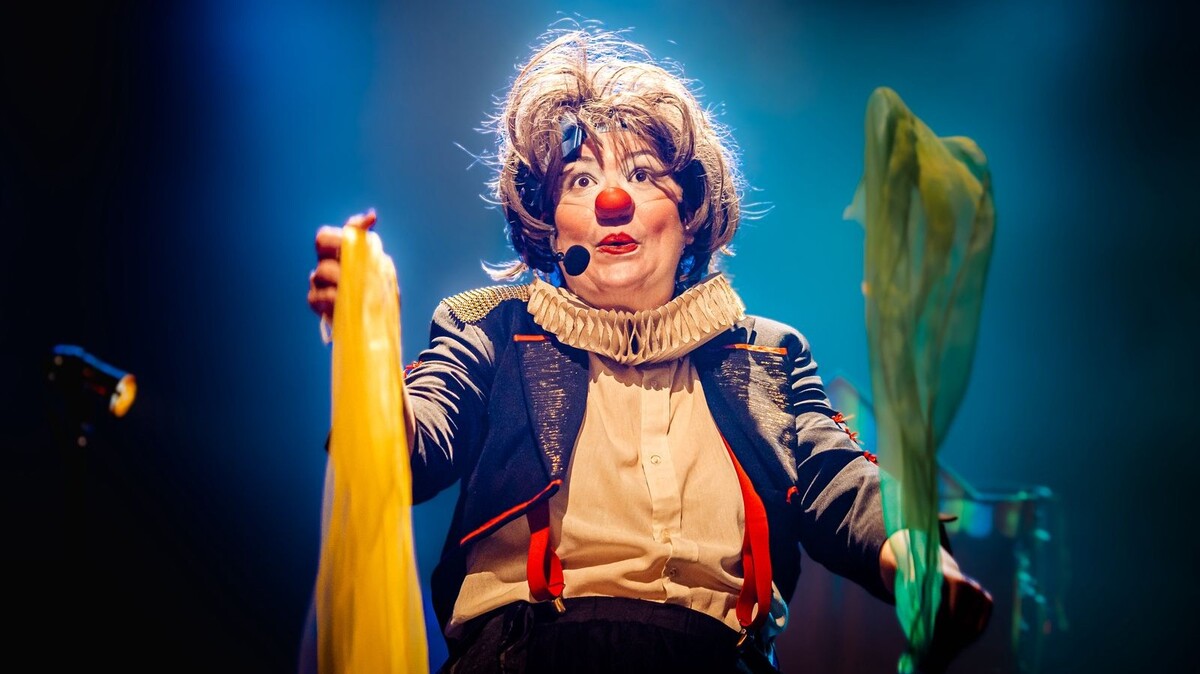 'Mixi Pé na Estrada' leva circo e teatro para cinco cidades do Estado