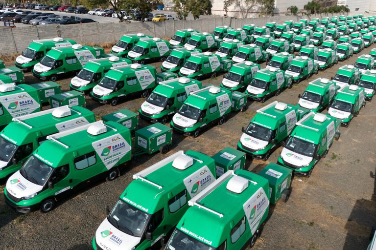 Governo Federal entrega seis unidades odontológicas móveis a municípios de MS