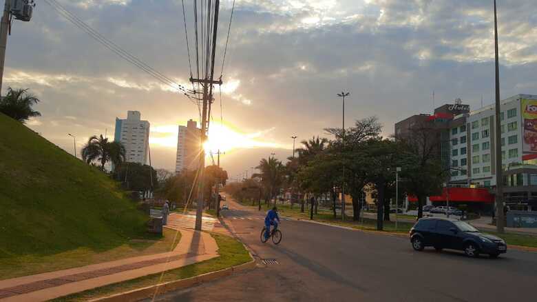Previsão aponta calor de até 39°C e baixa umidade em Mato Grosso do Sul 