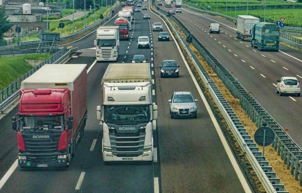 Dia Nacional do Caminhoneiro reforça importância da categoria para o Brasil