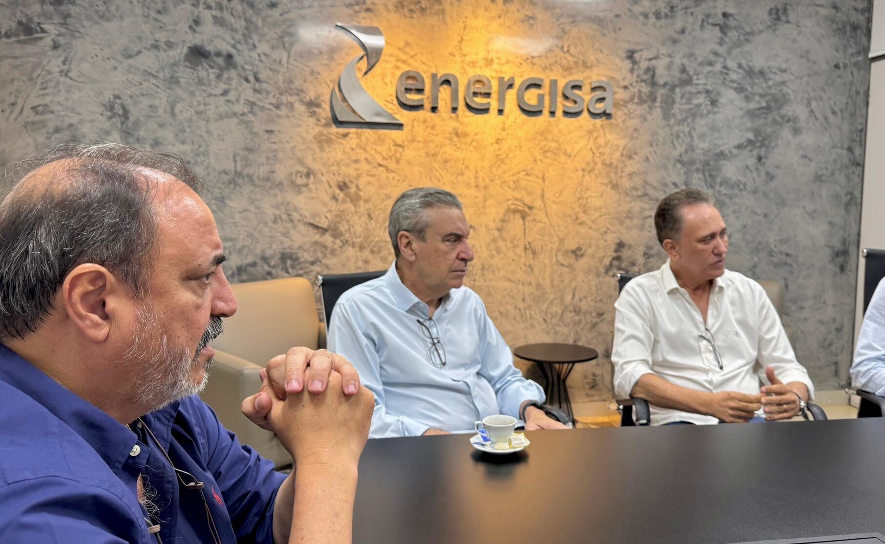 Energisa e lideranças discutem melhorias na distribuição de energia em Cassilândia