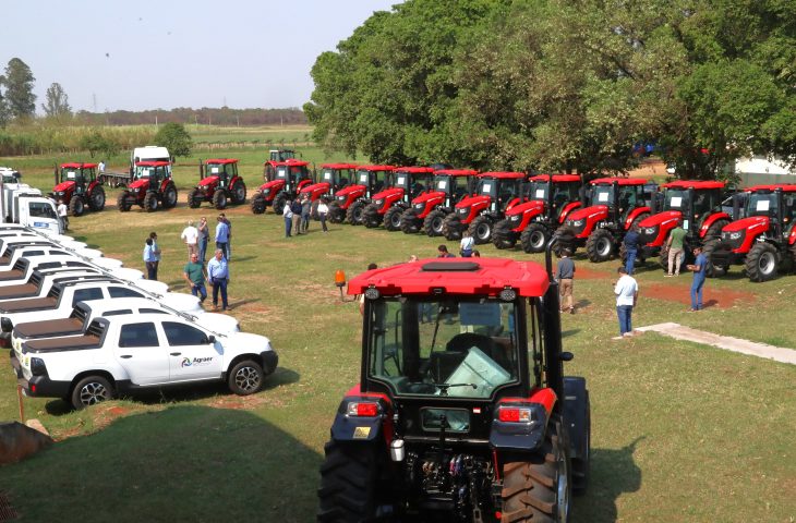 Governo de MS entrega R$ 7,9 milhões em máquinas e veículos para fortalecer a agricultura familiar
