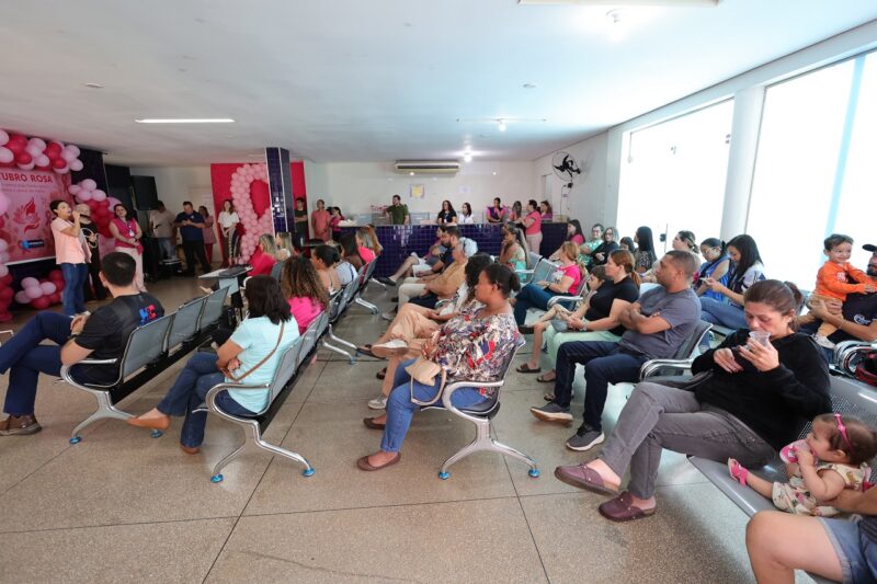 Prefeitura de Dourados realiza 'Ação Especial Outubro Rosa' com foco em prevenção e acolhimento
