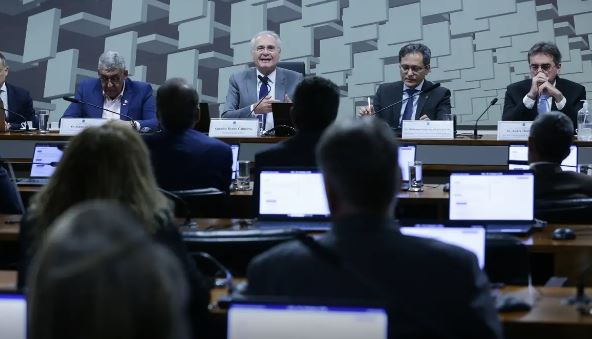 Quem ganha até R$ 5 mil pode ficar isento do IR a partir de 2026