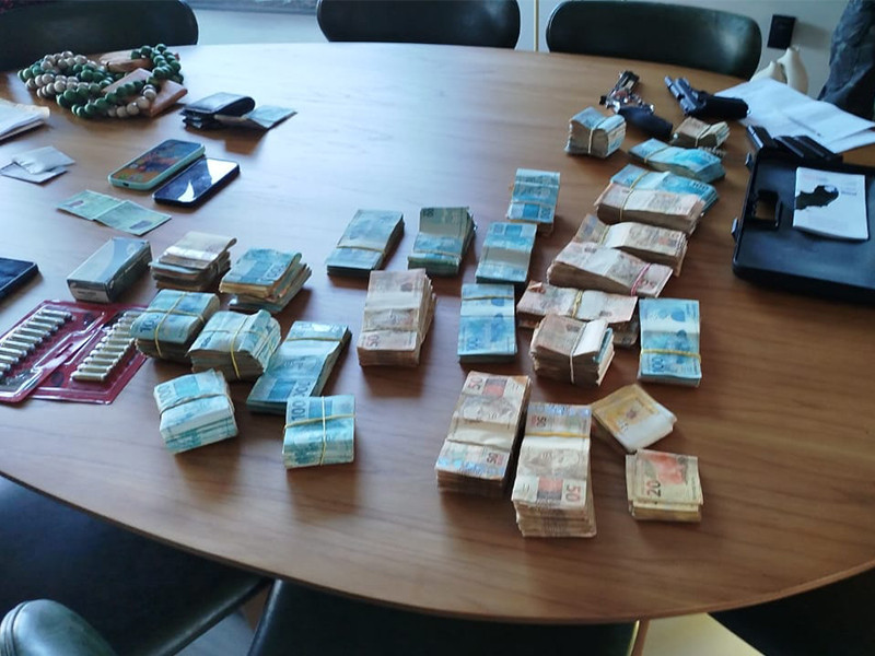 Gaeco desarticula rede criminosa que operava dentro de presídios em MS