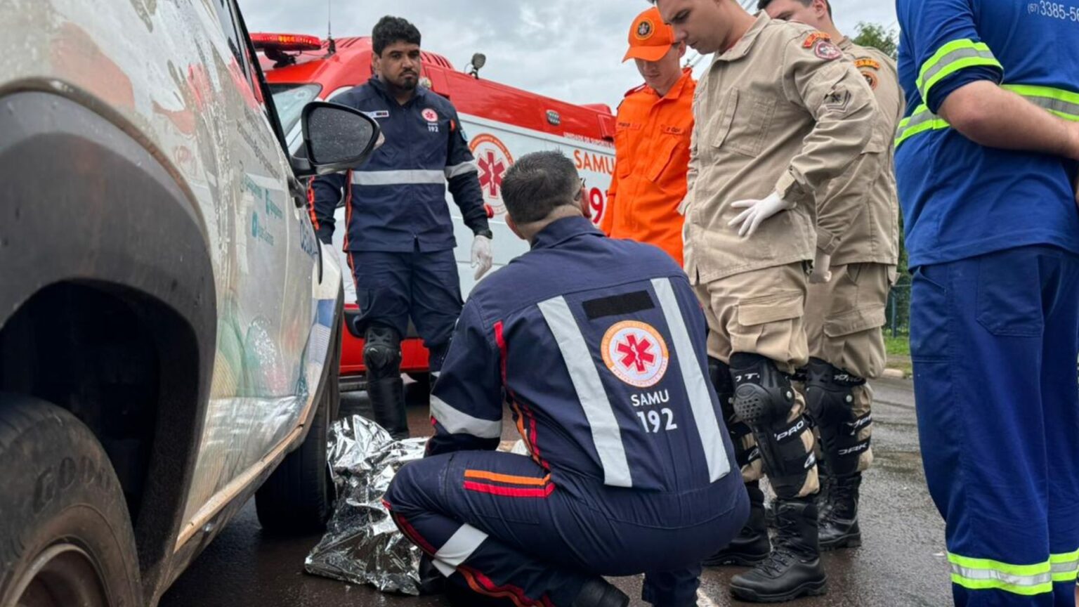Atropelamento na região do Aero Rancho deixa dois feridos e trânsito lento