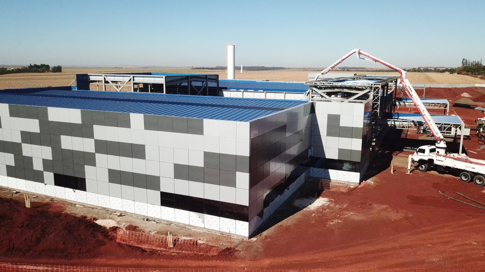 Hospital de Amor de Dourados encerra 2025 com 70% das obras concluídas e recebe grande doação da Receita Federal