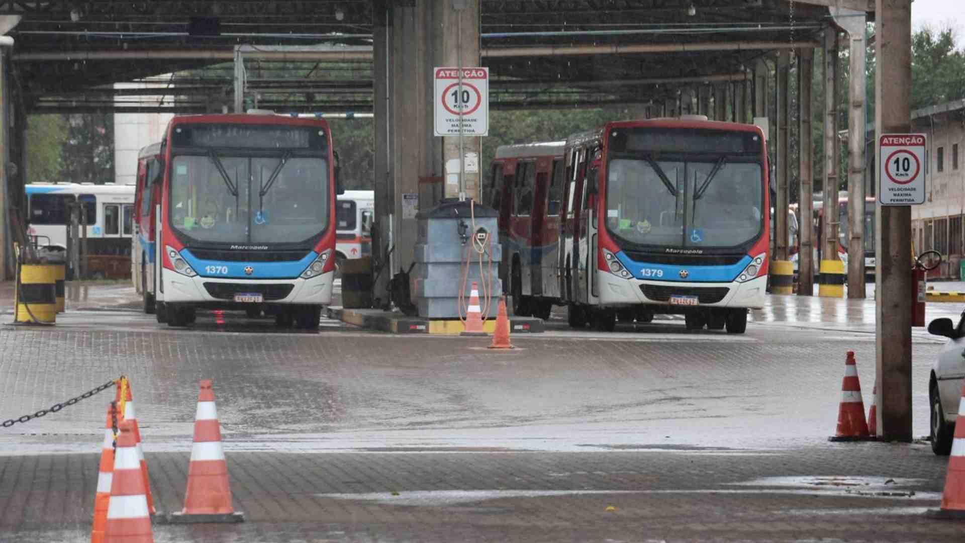 Greve entra no quarto dia e Campo Grande segue sem ônibus