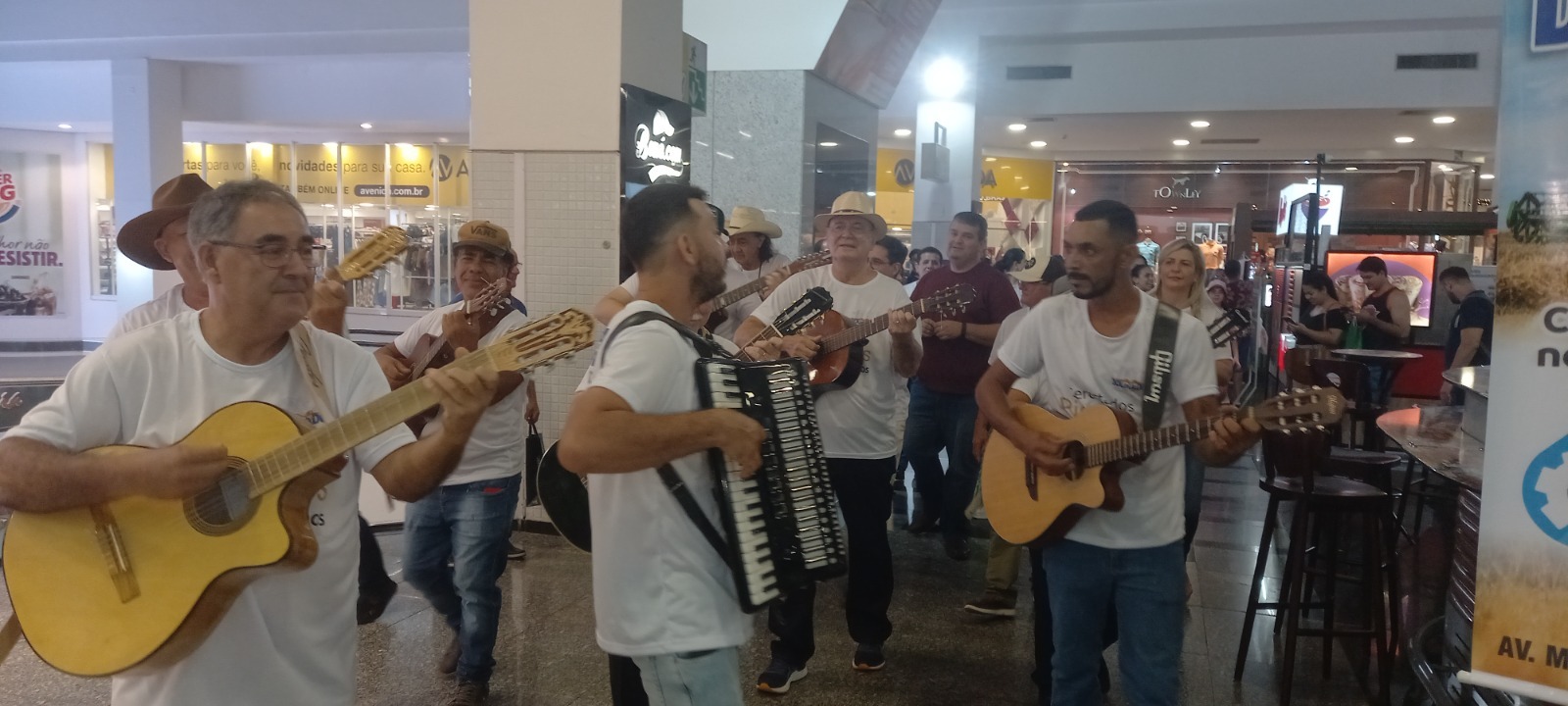 Dourados 90 anos: é hoje a noite o tour dos seresteiros em homenagem ao aniversário da cidade