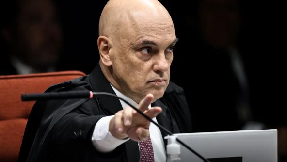 Alexandre de Moraes assume presidência do STF durante recesso