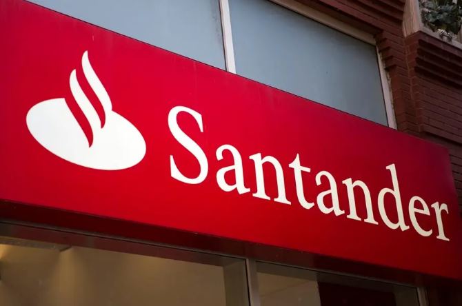 Santander abre vagas em MS com salário inicial acima de R$ 7 mil
