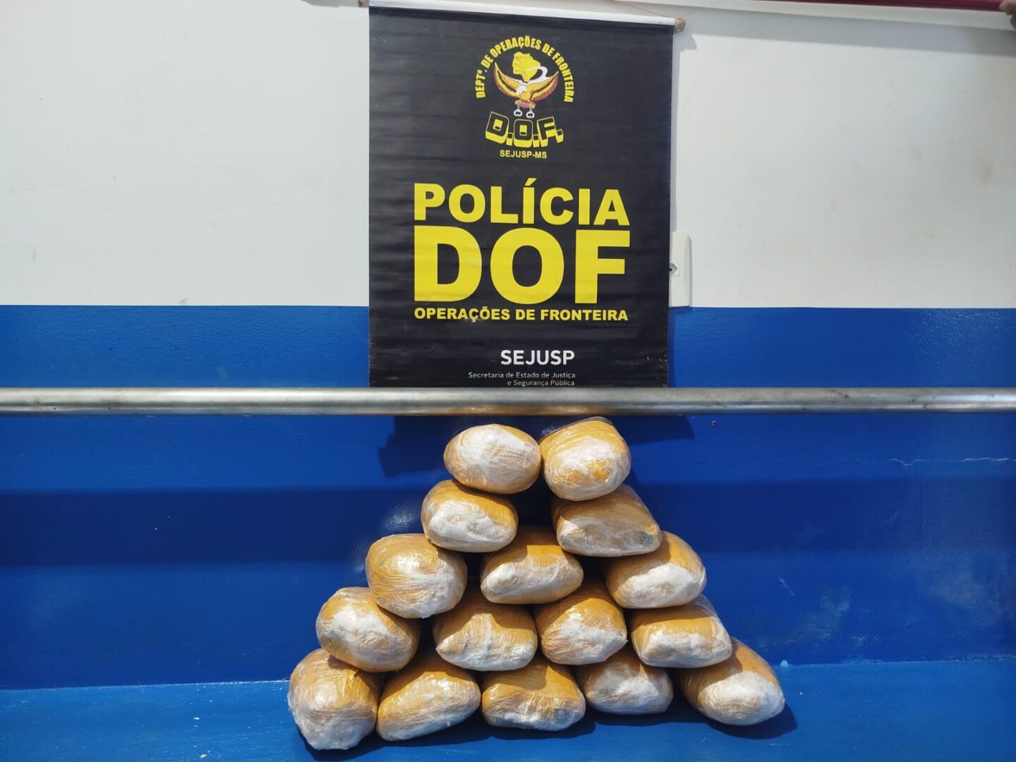 Menor é apreendido com 16 pacotes de maconha em rodovia sul-mato-grossense