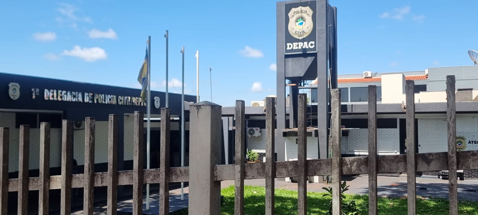 Barbeiro é morto a tiros em frente ao próprio local de trabalho em Dourados