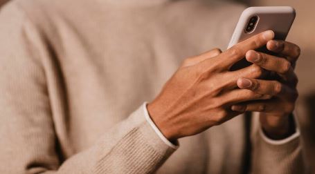 Jovem cai em golpe ao comprar carro anunciado no Facebook em Ponta Porã