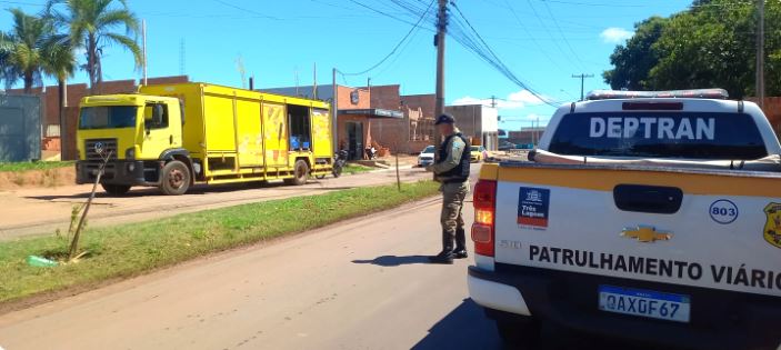 “Chuva” de cerveja na pista assusta ciclista e termina em acidente
