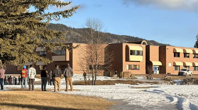 Estudante é apontada como autora de ataque a tiros em escola no Canadá