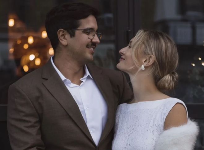 Brasileiro detido pelo ICE por dois meses desembarca no Brasil