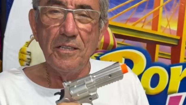 Após polêmica, prefeito de Porto Murtinho explica simulacro na cintura