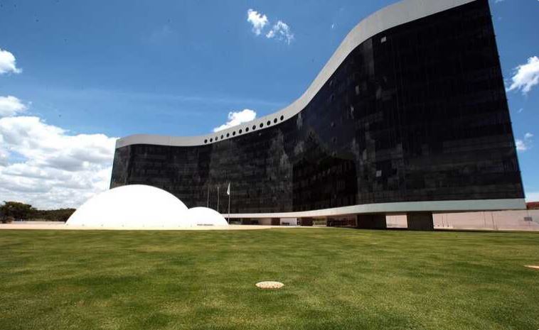 Prazo para regularizar título eleitoral termina em maio; veja como atualizar seus dados