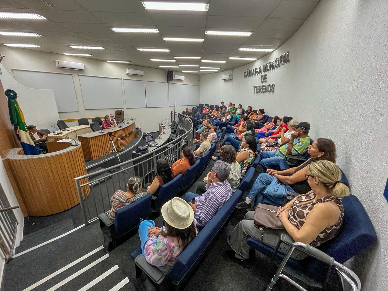 Antonio Vaz reforça a causa do autista na apresentação do Projeto Sala do Autismo em Terenos
