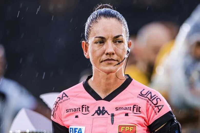 Árbitra de MS, Daiane Muniz apita Choque-Rei na semifinal do Paulistão