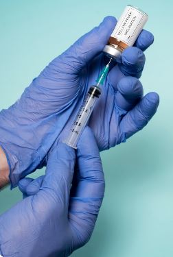 Mãe denuncia falta de vacinas em unidades de saúde de Campo Grande