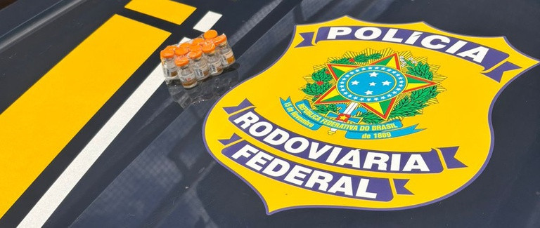 Casal é preso com ampolas de medicamentos emagrecedores contrabandeados