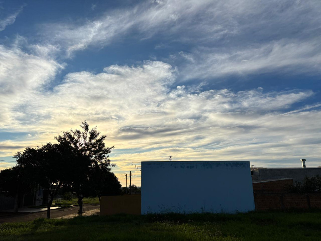Quarta-feira terá chuva à tarde e temporal à noite em Dourados