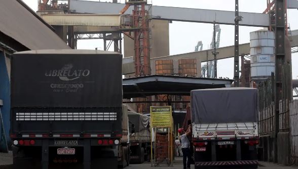 Após MP e resoluções, caminhoneiros descartam paralisação nacional