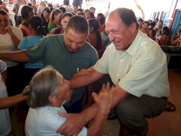 Zé Teixeira oficializa filiação ao PL e consolida projeto de direita em MS